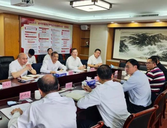 刘晓清.jpg